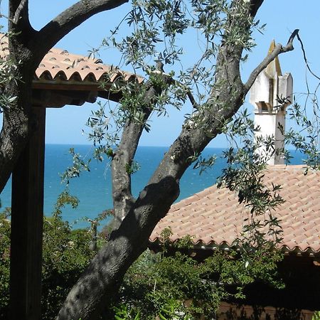 Tenuta Molino Di Mare- Ecoresort Con Villini Rodi Garganico Exterior foto